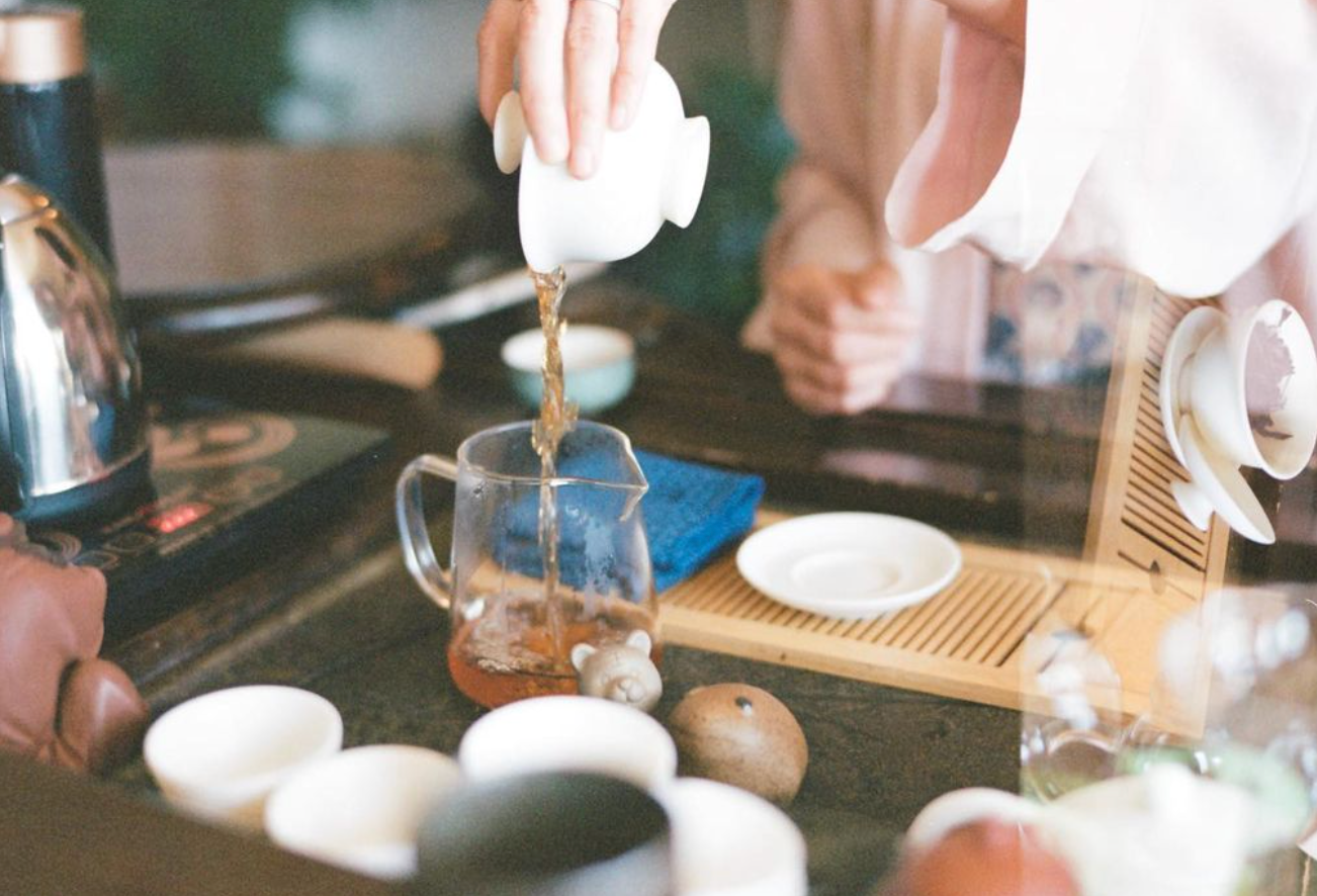 Understanding Gong Fu Cha: An Introduction to the Practice of Sharing Tea